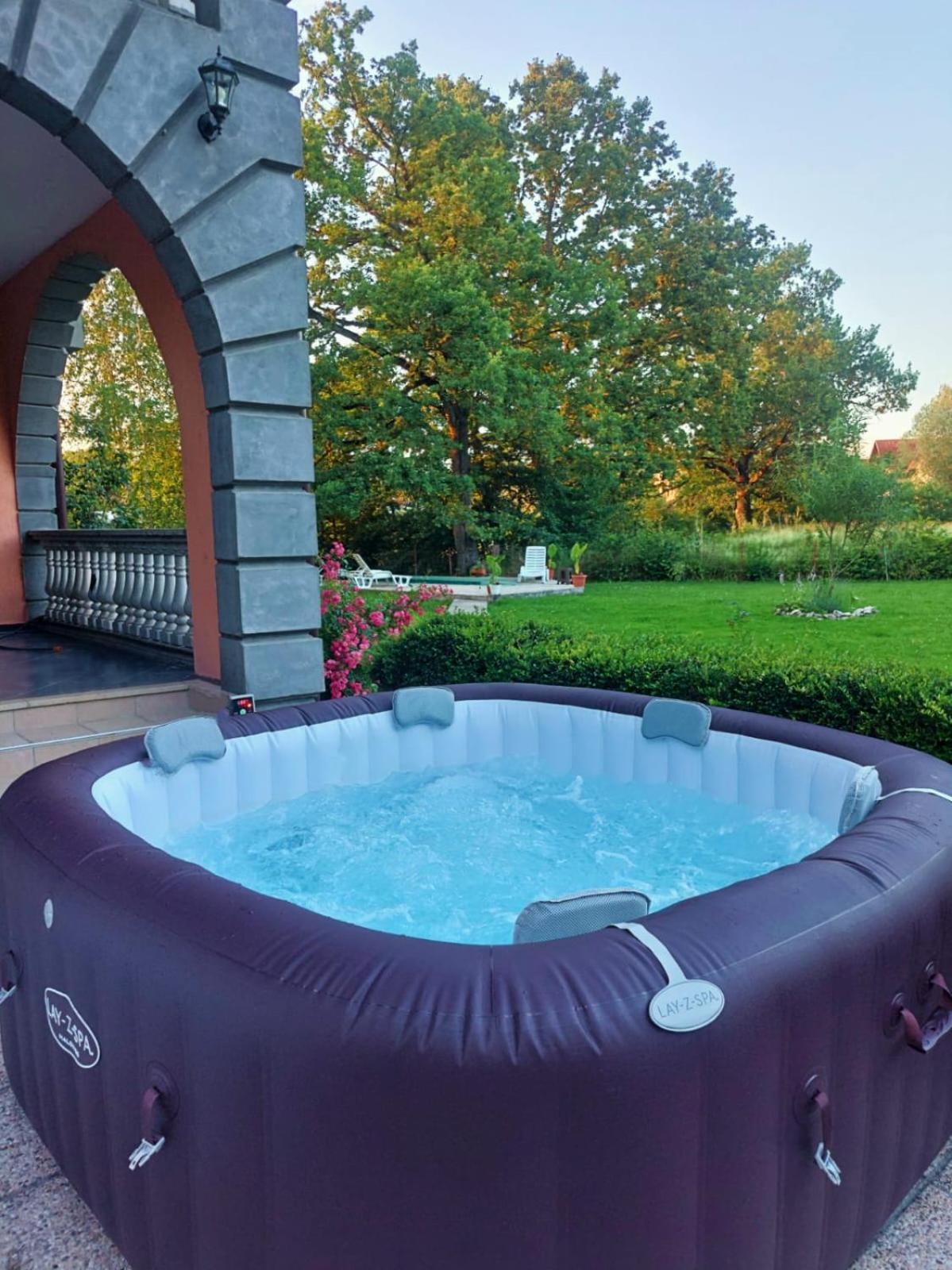 Vacation Home Keskic Velika Gata Exterior photo